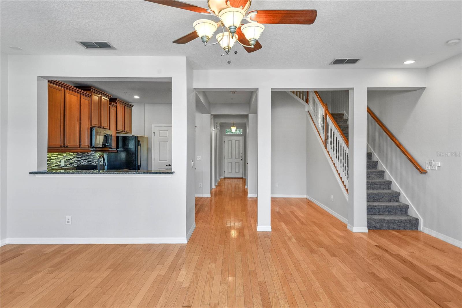 Image 16 of 34 For 2979 Upper Park Road