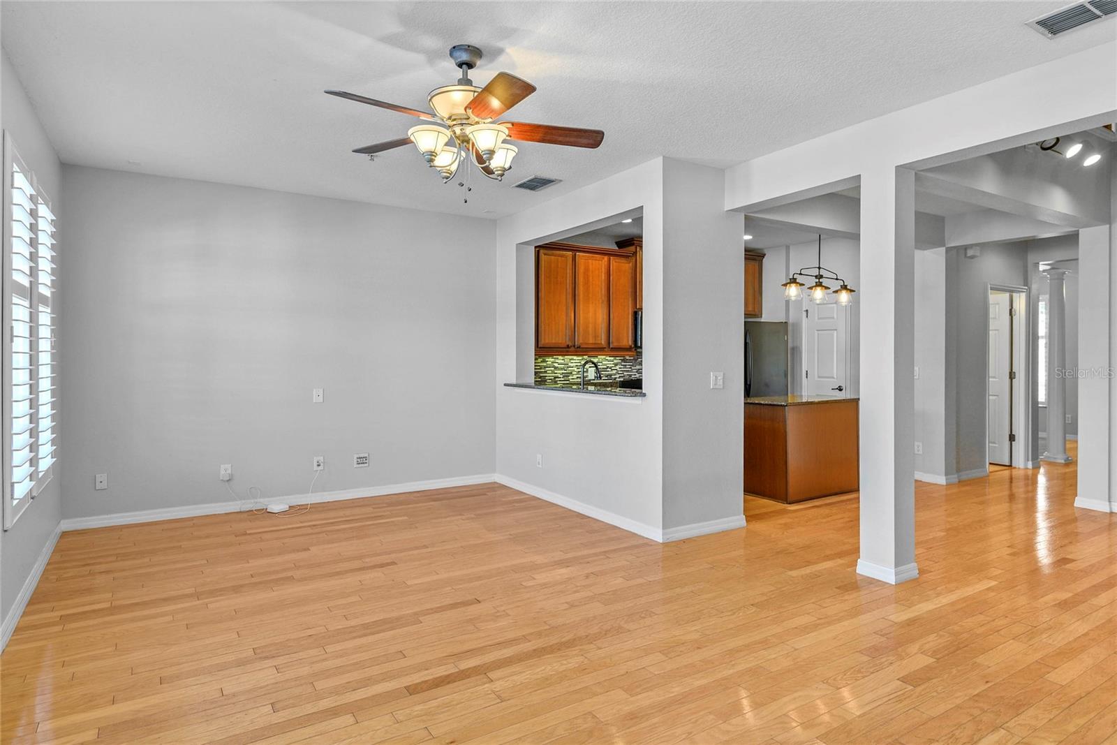 Image 17 of 34 For 2979 Upper Park Road