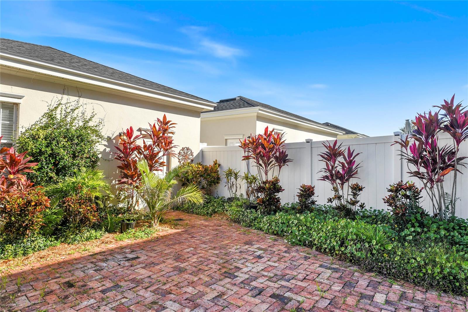 Image 31 of 34 For 2979 Upper Park Road