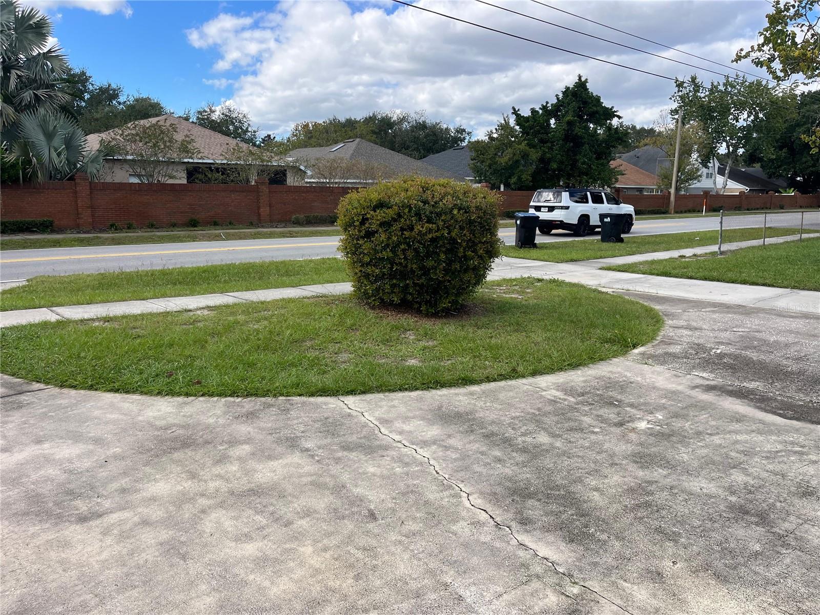 Image 14 of 29 For 1951 Crystal Lake Drive