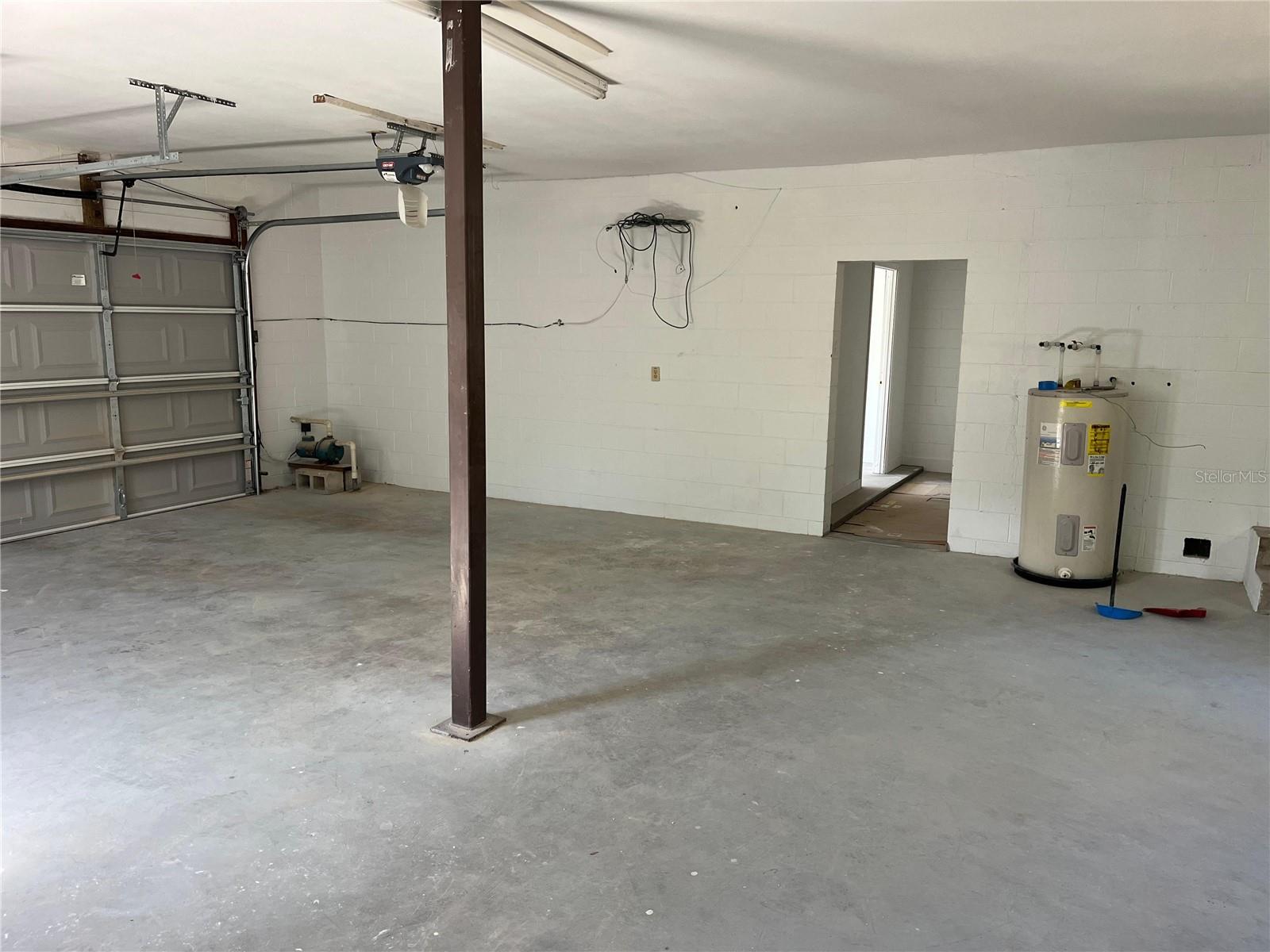 Image 20 of 29 For 1951 Crystal Lake Drive