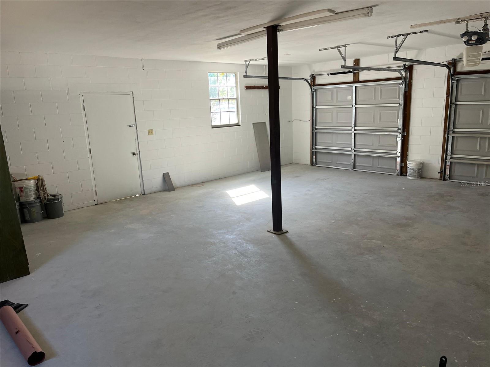 Image 21 of 29 For 1951 Crystal Lake Drive