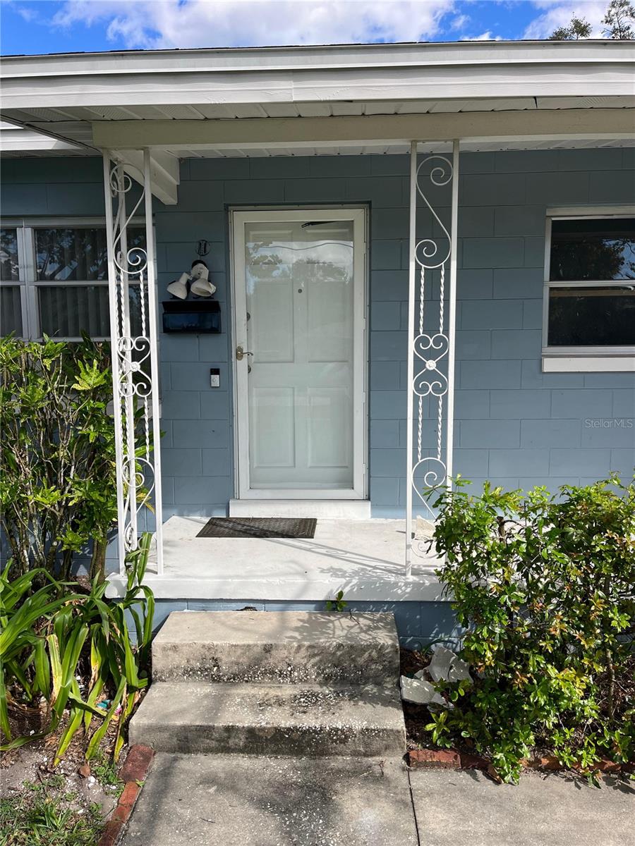 Image 4 of 29 For 1951 Crystal Lake Drive