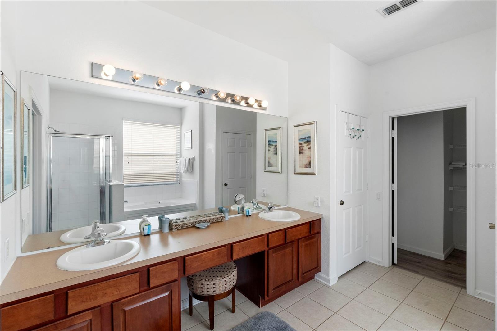 Image 26 of 58 For 2708 Manesty Lane