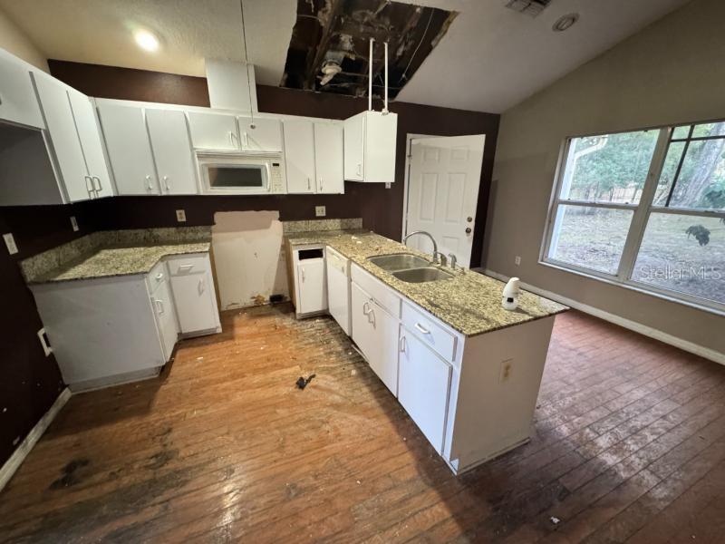 Image 8 of 9 For 901 Reynolds Street