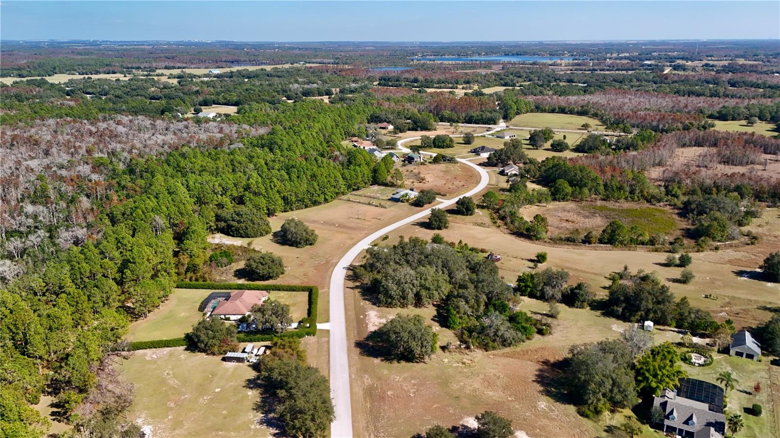 Image 32 of 35 For Greengrove Boulevard