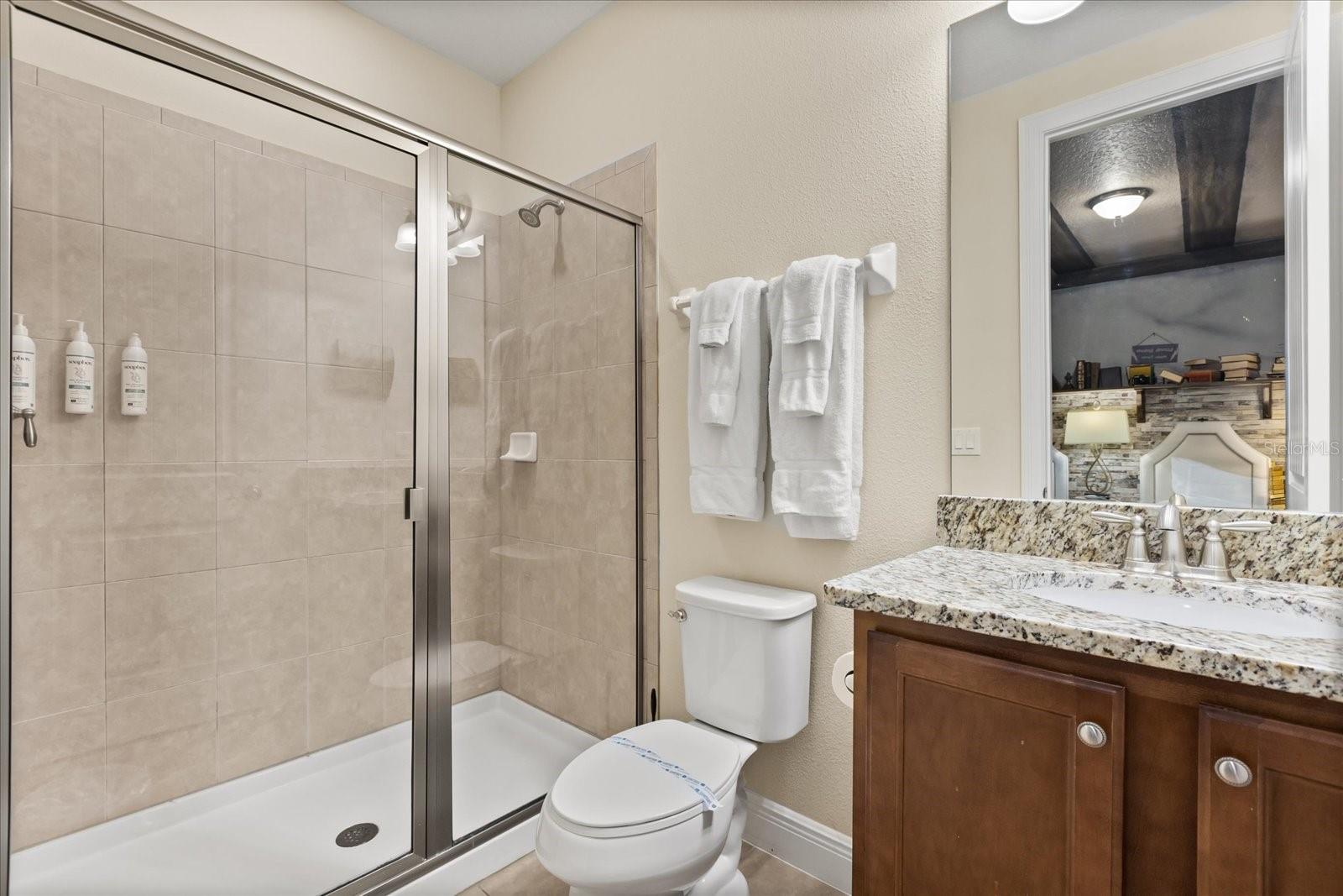 Image 13 of 29 For 7615 Brookhurst Lane