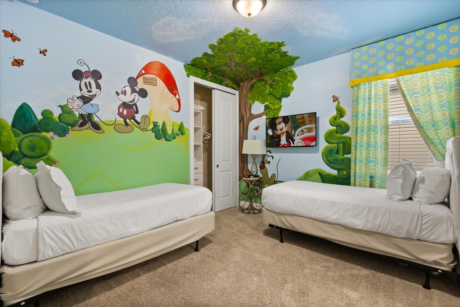 Image 22 of 29 For 7615 Brookhurst Lane