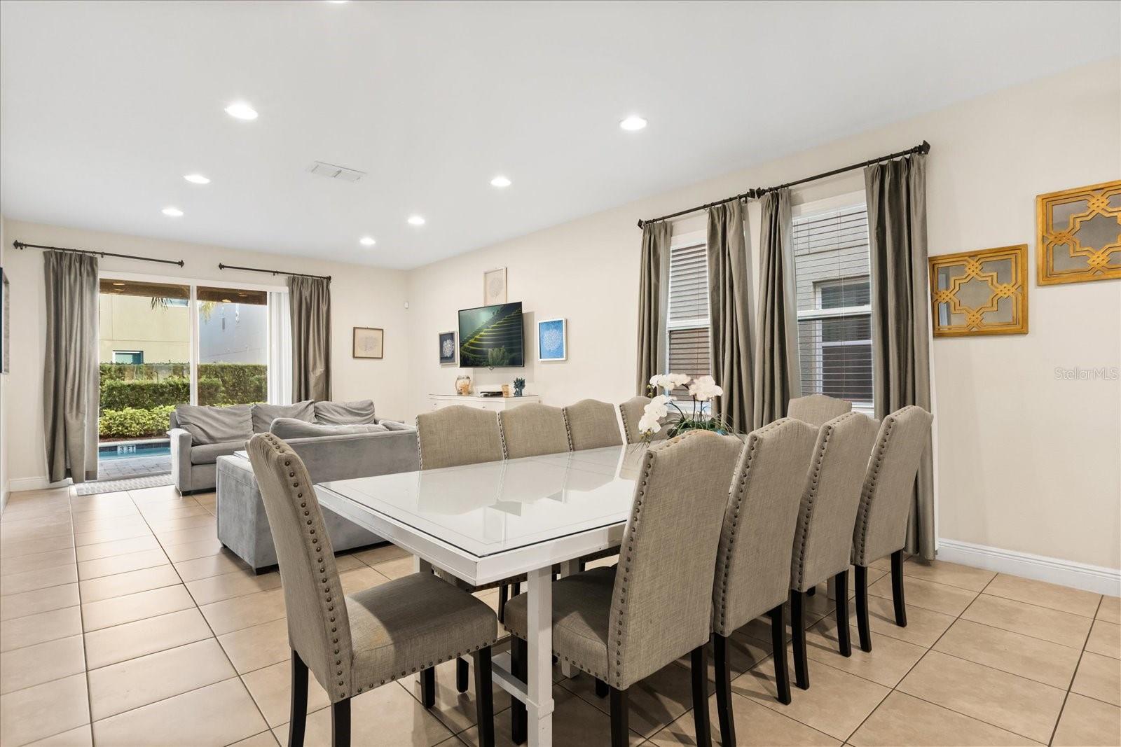 Image 4 of 29 For 7615 Brookhurst Lane