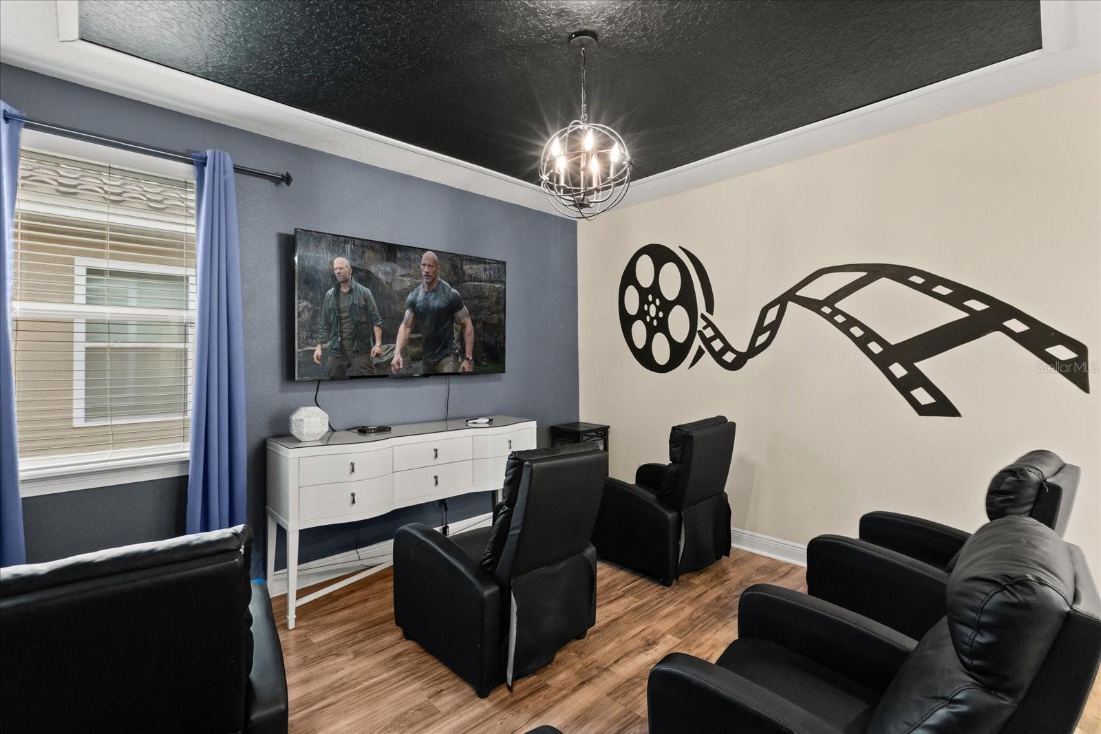 Image 9 of 29 For 7615 Brookhurst Lane