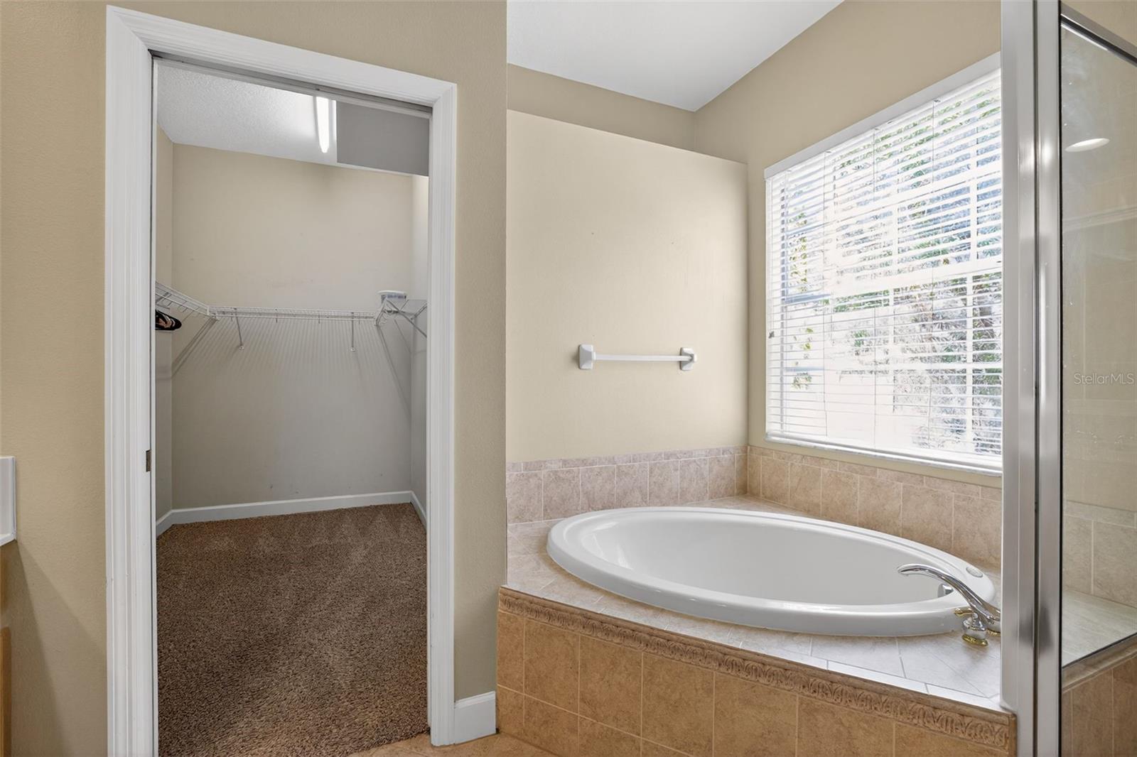 Image 27 of 41 For 11627 Bristol Chase Drive