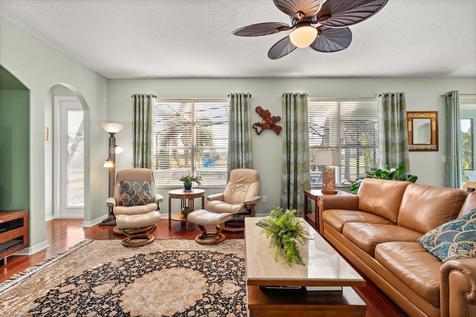 Image 10 of 42 For 23604 Valderama Lane