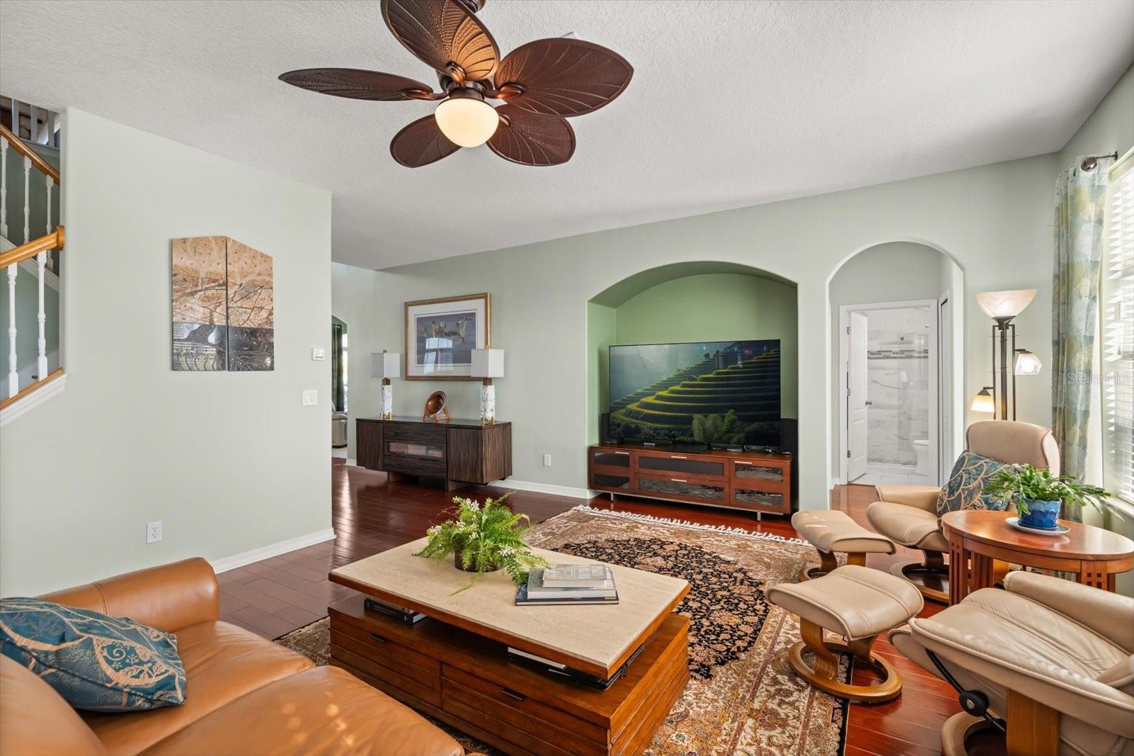 Image 12 of 42 For 23604 Valderama Lane