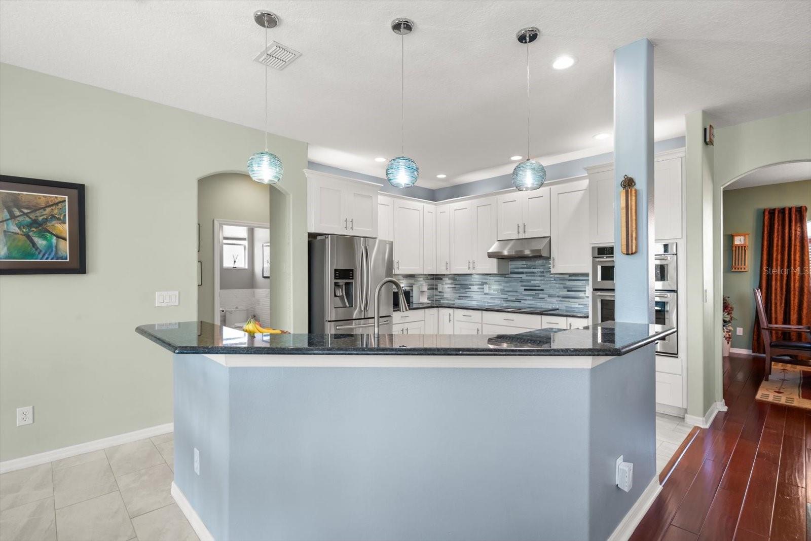 Image 13 of 42 For 23604 Valderama Lane