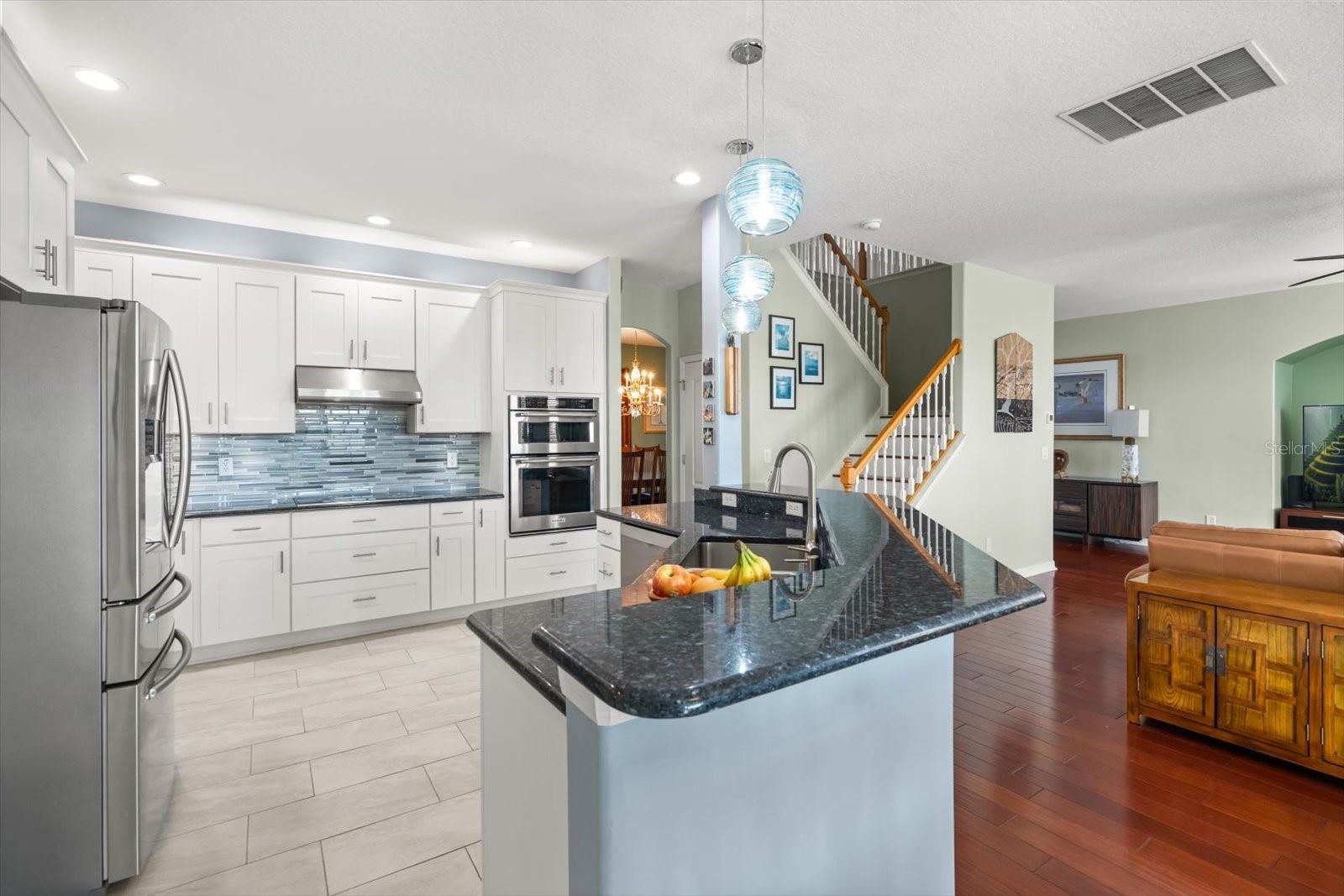 Image 14 of 42 For 23604 Valderama Lane