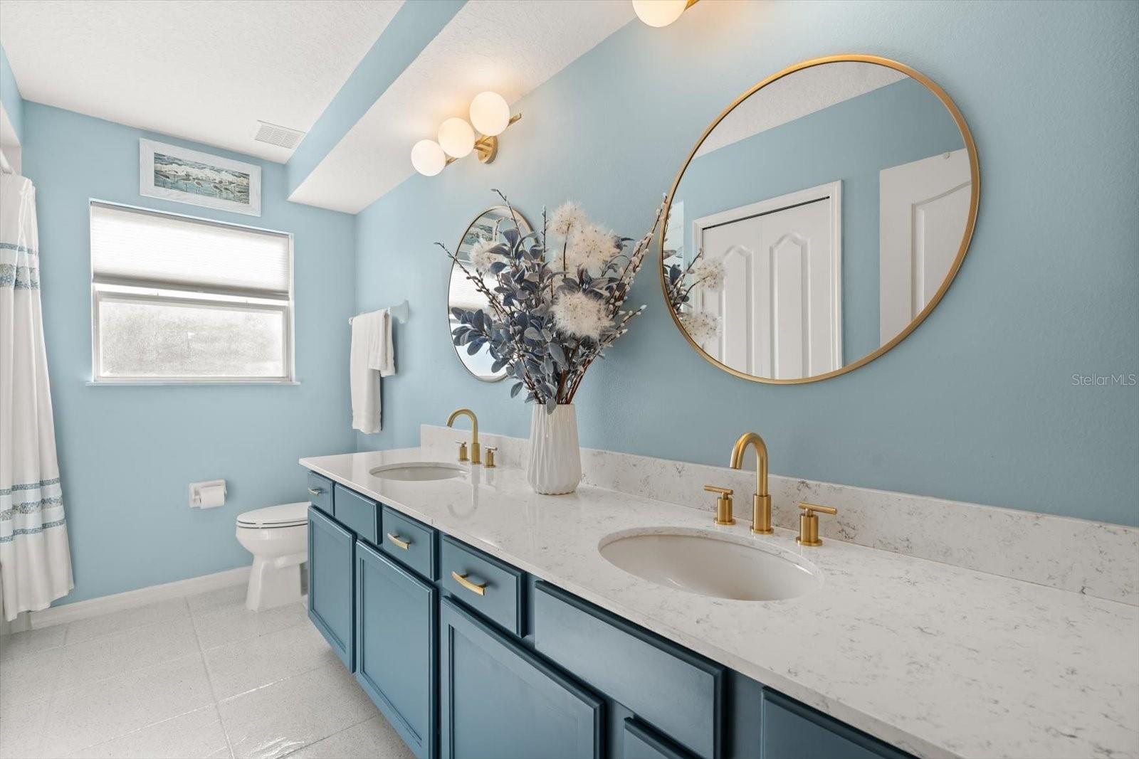 Image 27 of 42 For 23604 Valderama Lane