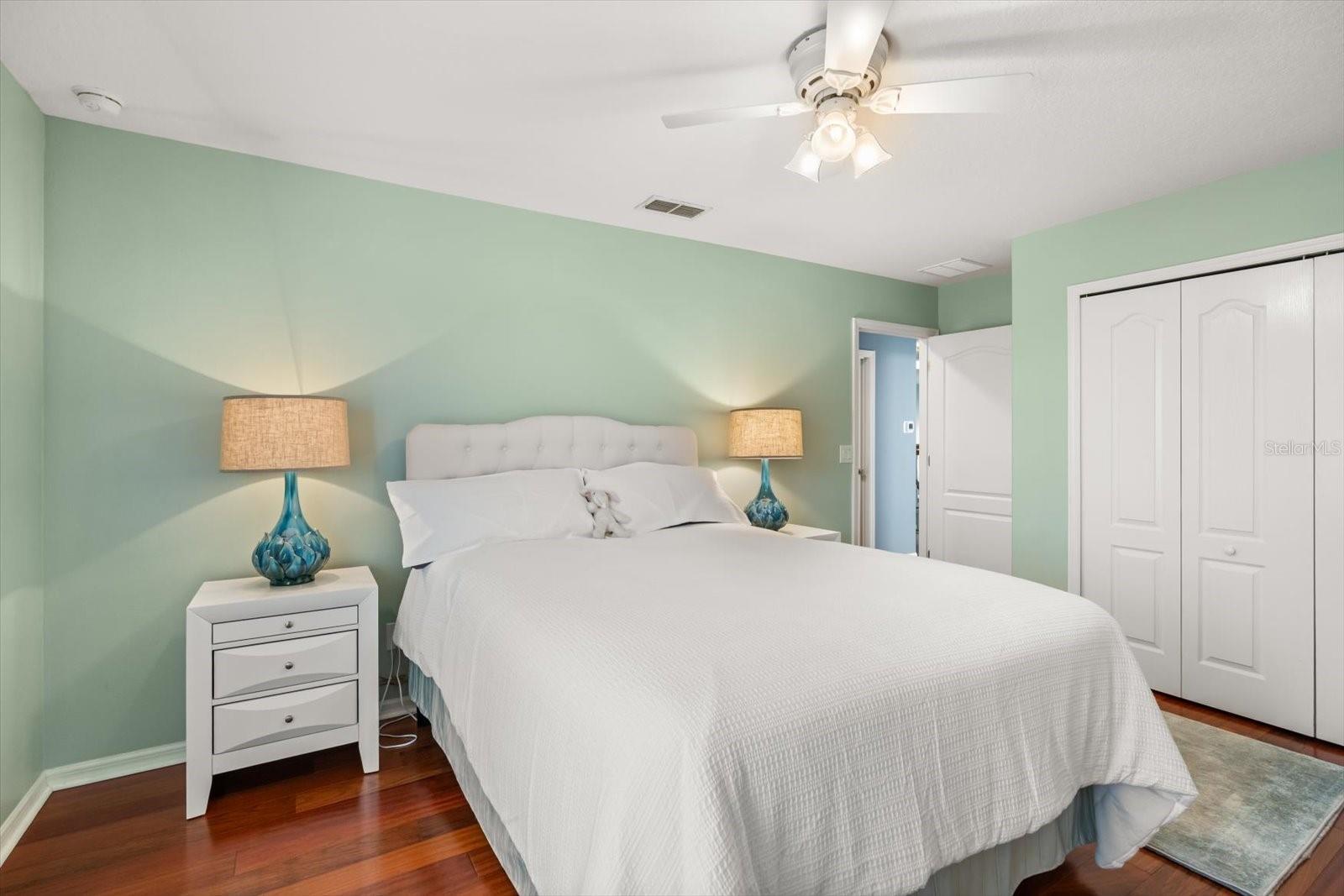 Image 29 of 42 For 23604 Valderama Lane