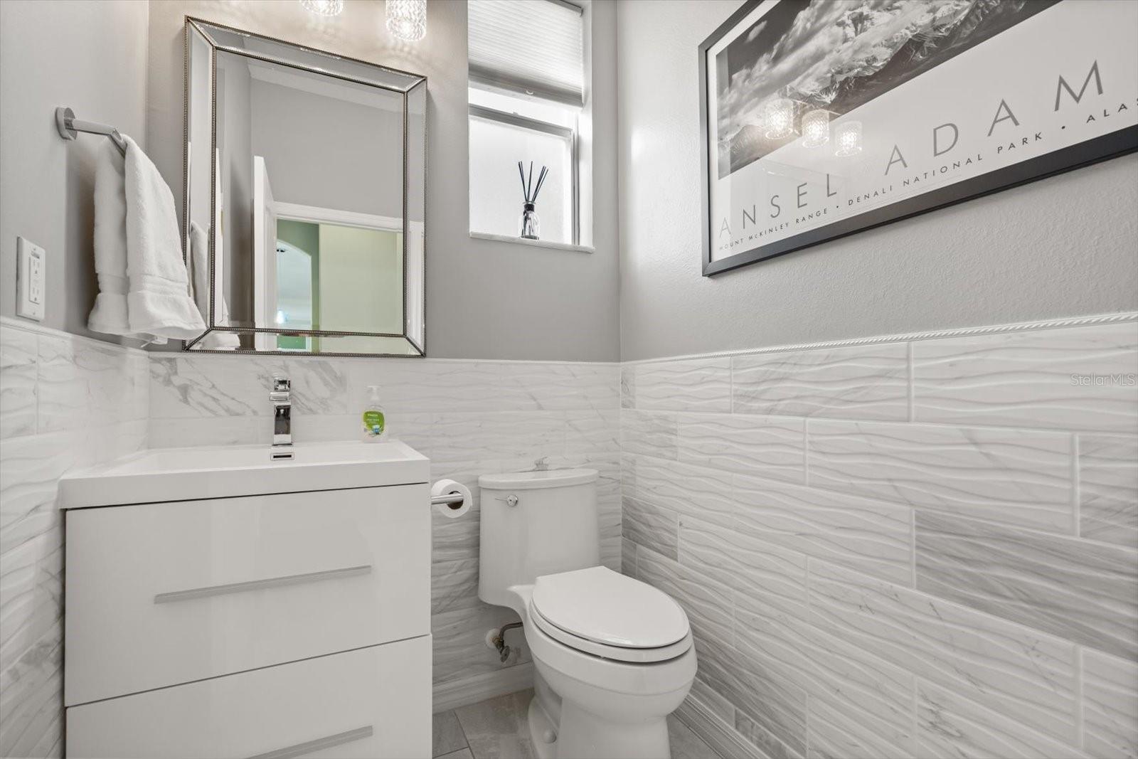 Image 31 of 42 For 23604 Valderama Lane