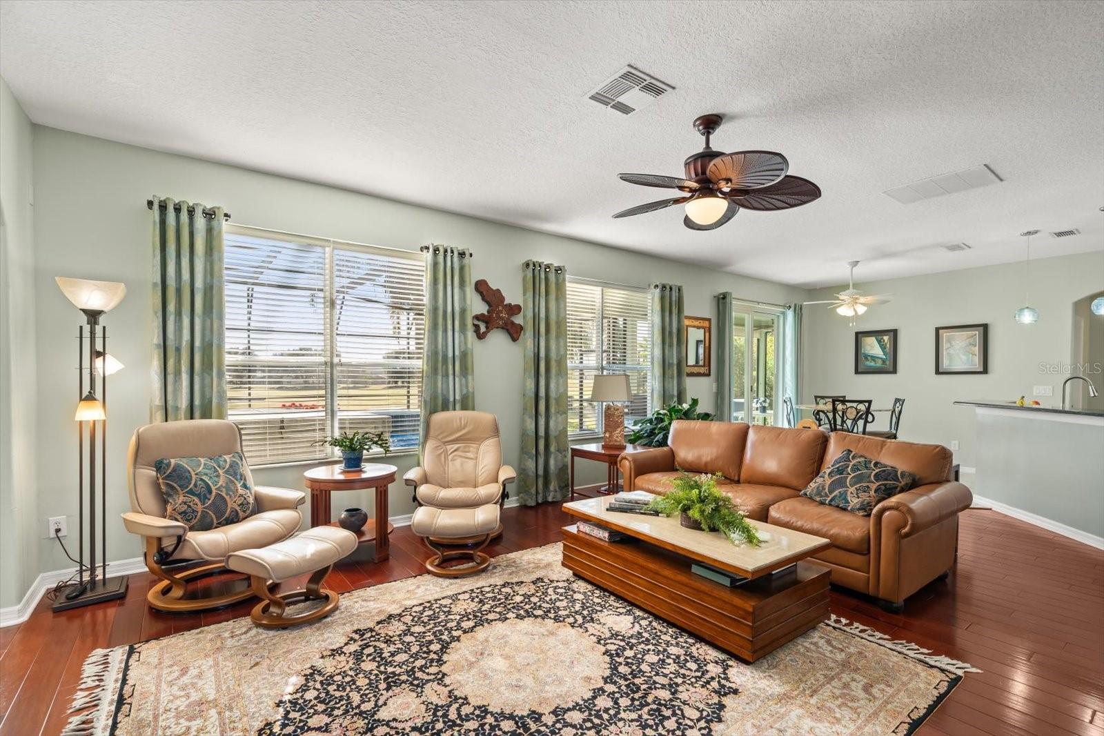 Image 9 of 42 For 23604 Valderama Lane