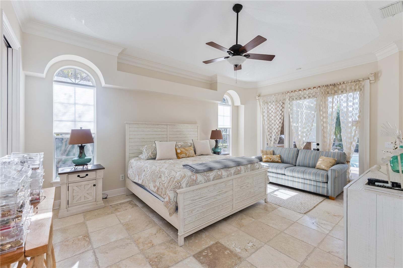 Image 7 of 35 For 758 Cricklewood Terrace