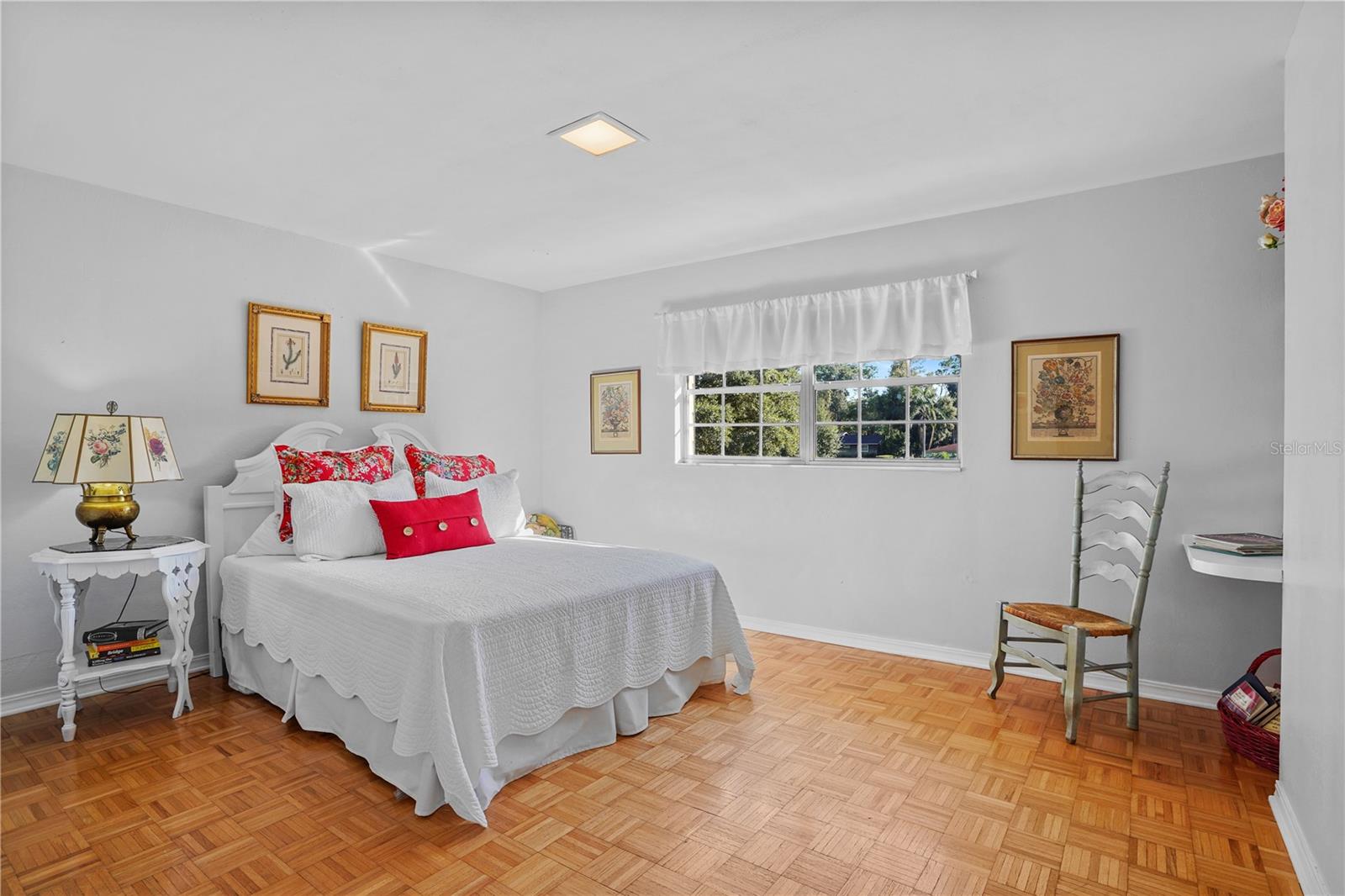 Image 27 of 51 For 430 Brassie Drive