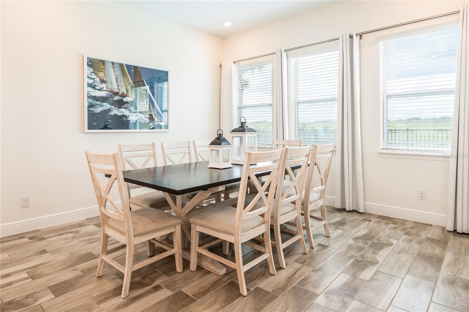 Image 8 of 28 For 8145 Surf Street