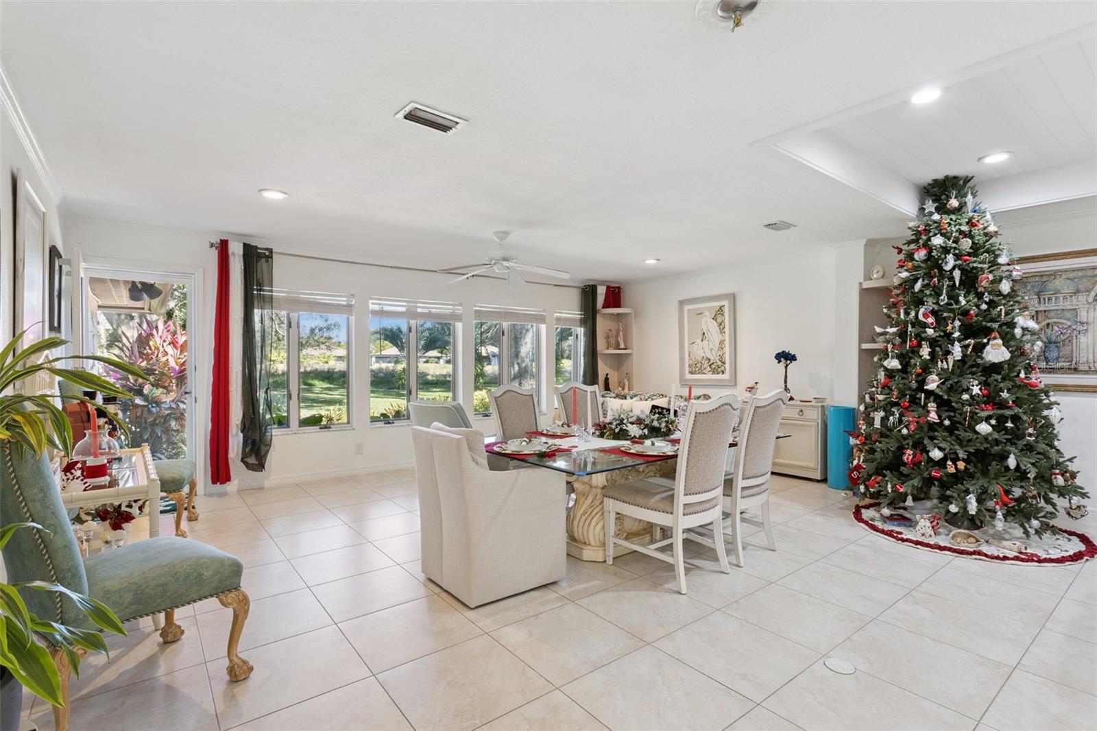 Image 7 of 52 For 35 Pipers Pass