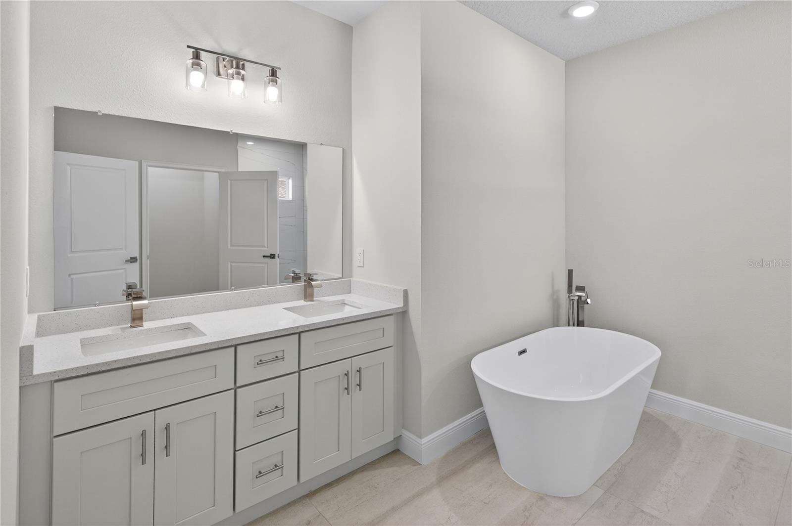 Image 17 of 30 For 14974 24th Circle