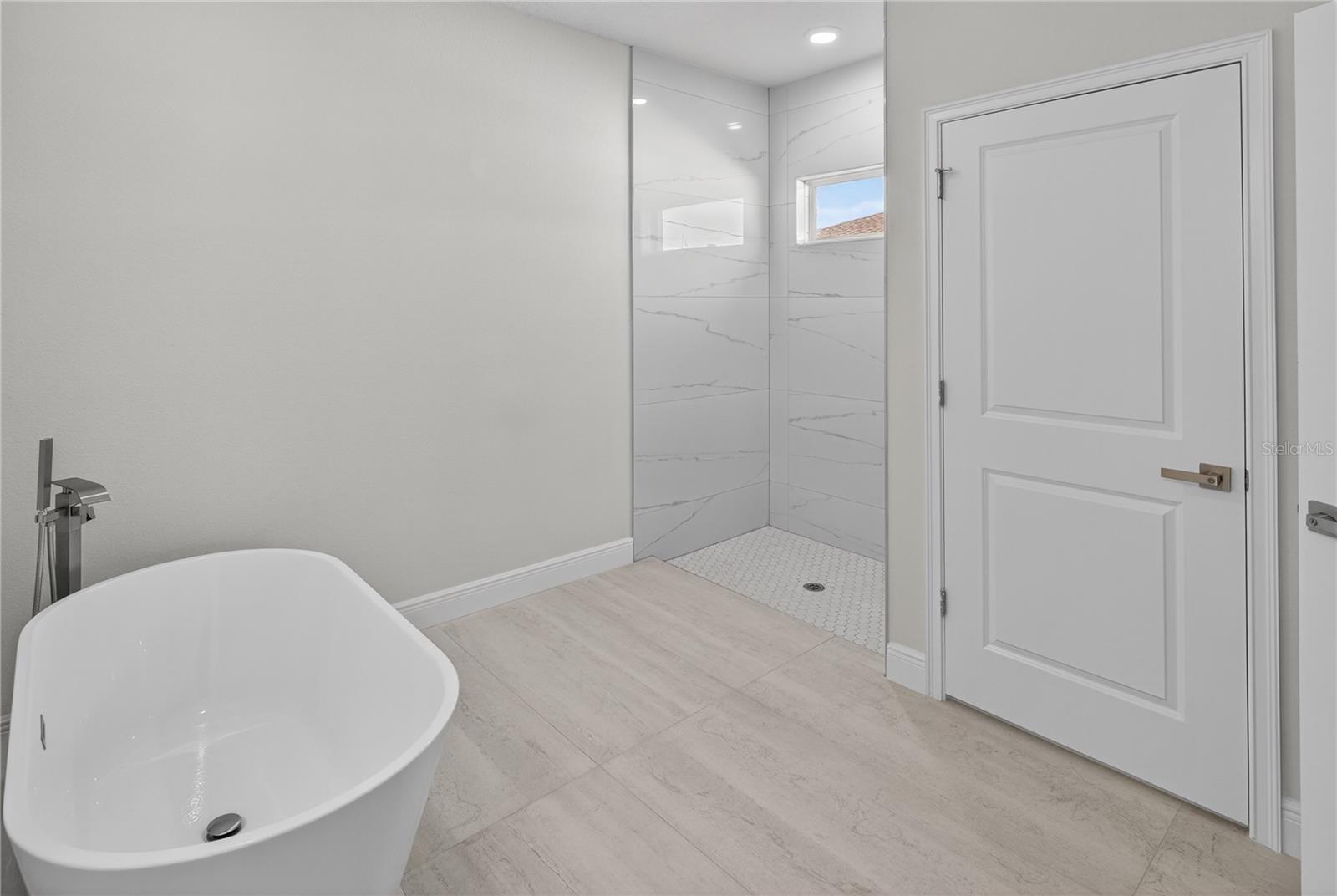 Image 18 of 30 For 14974 24th Circle