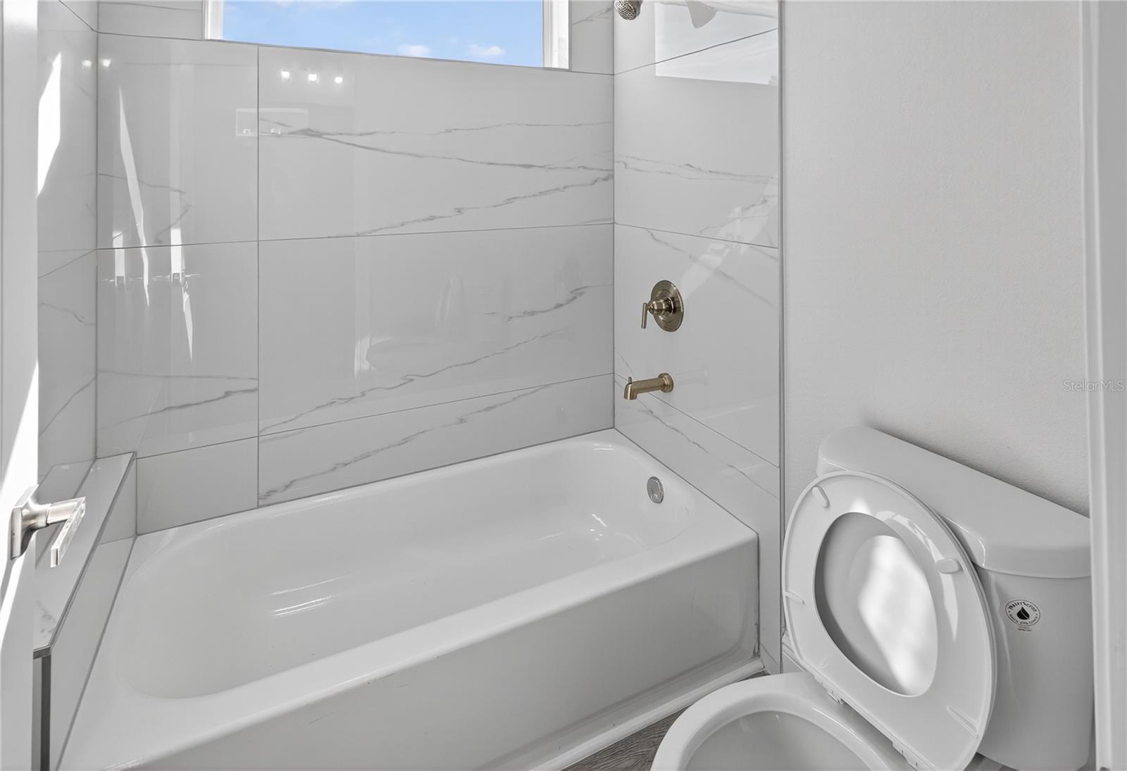 Image 5 of 30 For 14974 24th Circle