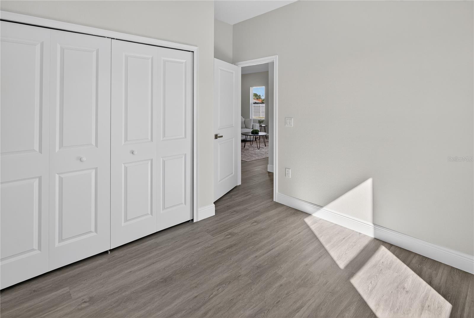 Image 8 of 30 For 14974 24th Circle