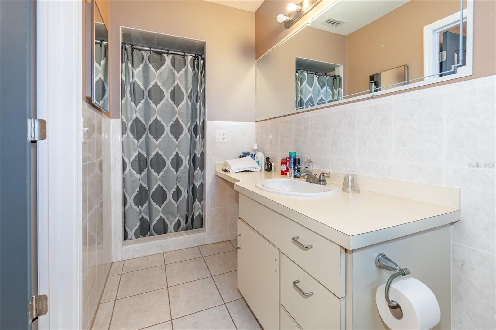 Image 16 of 29 For 3317 Walton Road