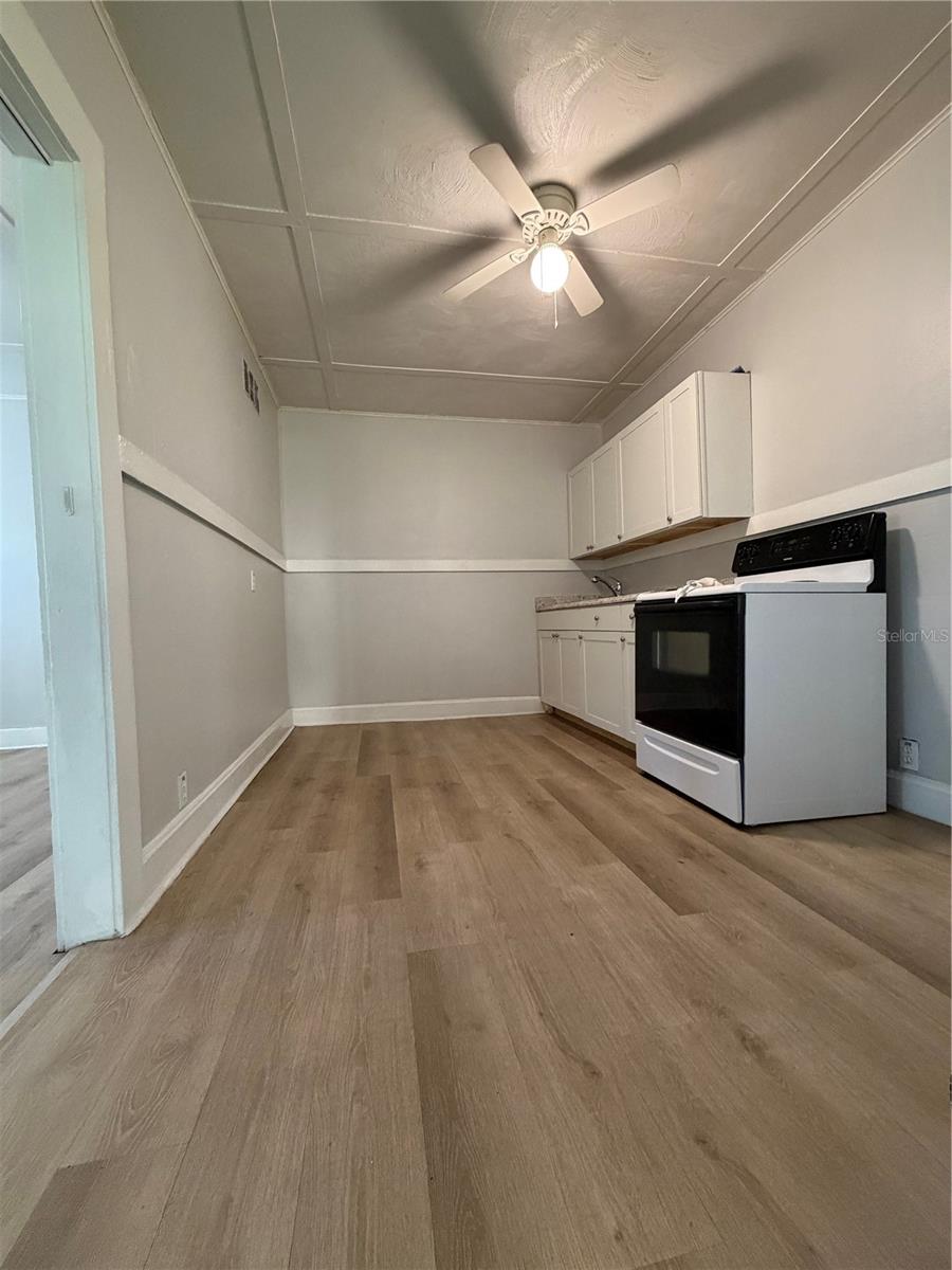 Image 5 of 9 For 324 Osceola Street