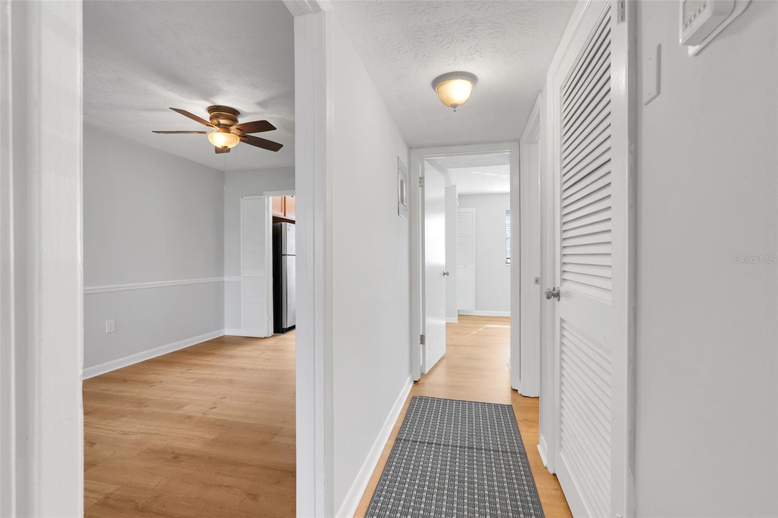 Image 11 of 43 For 4312 Lake Underhill Road 19