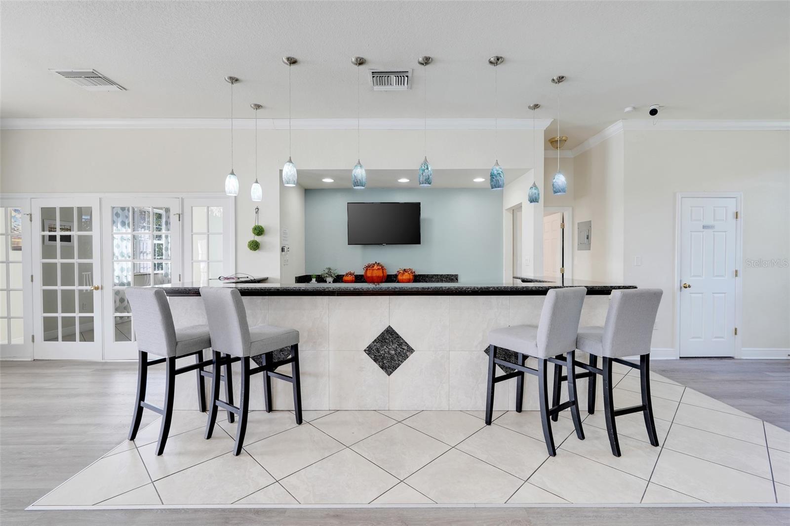 Image 30 of 43 For 4312 Lake Underhill Road 19