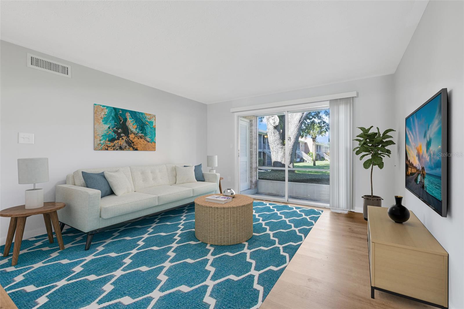 Image 7 of 43 For 4312 Lake Underhill Road 19