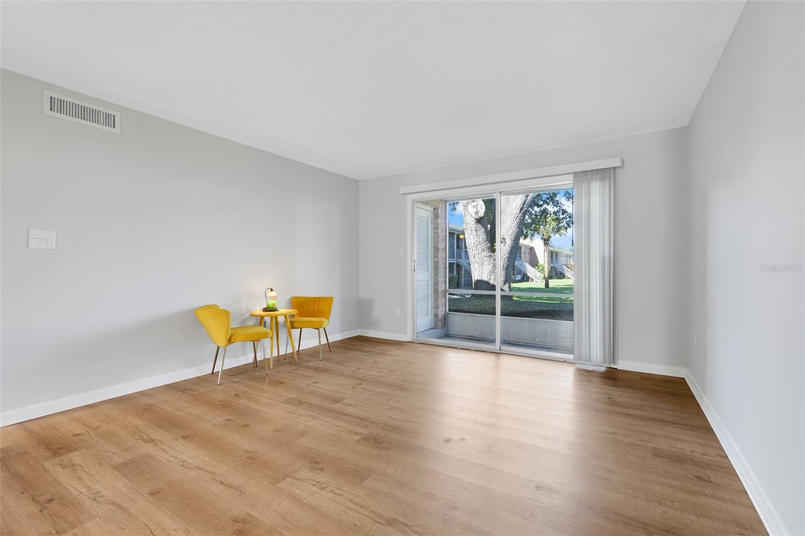 Image 9 of 43 For 4312 Lake Underhill Road 19