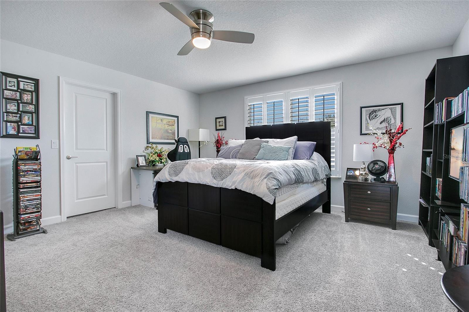 Image 17 of 37 For 11879 Fiction Avenue