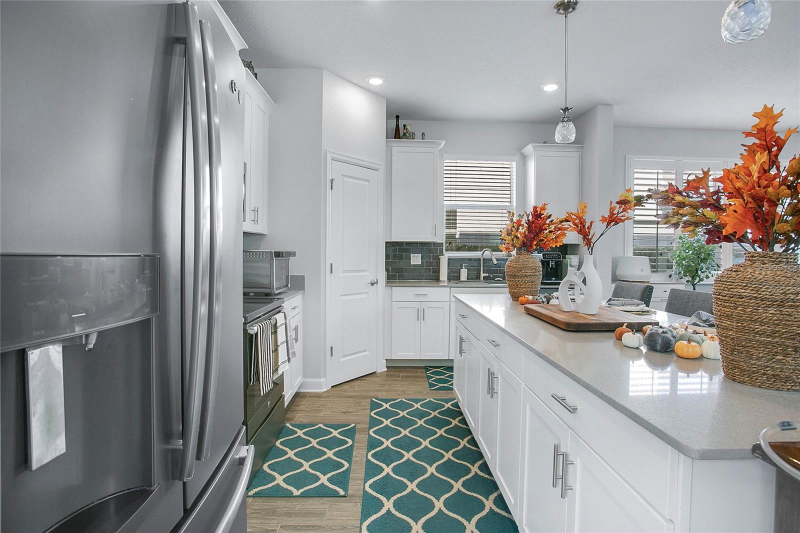 Image 7 of 37 For 11879 Fiction Avenue