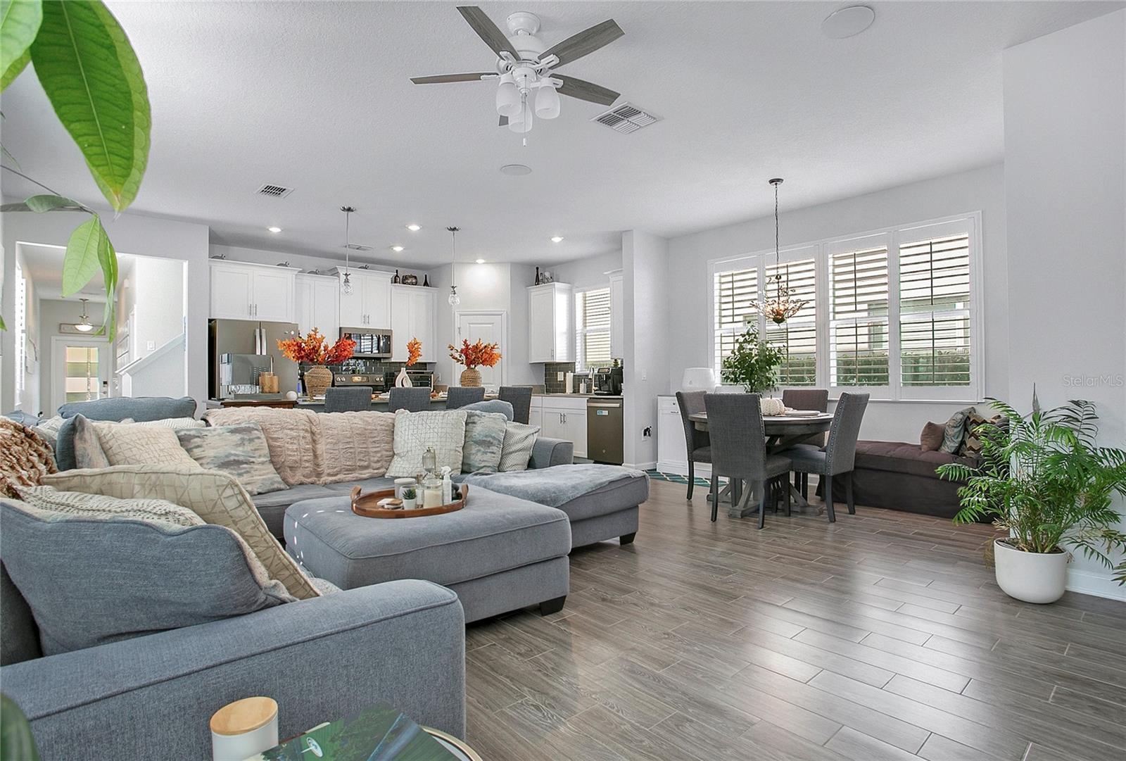 Image 8 of 37 For 11879 Fiction Avenue