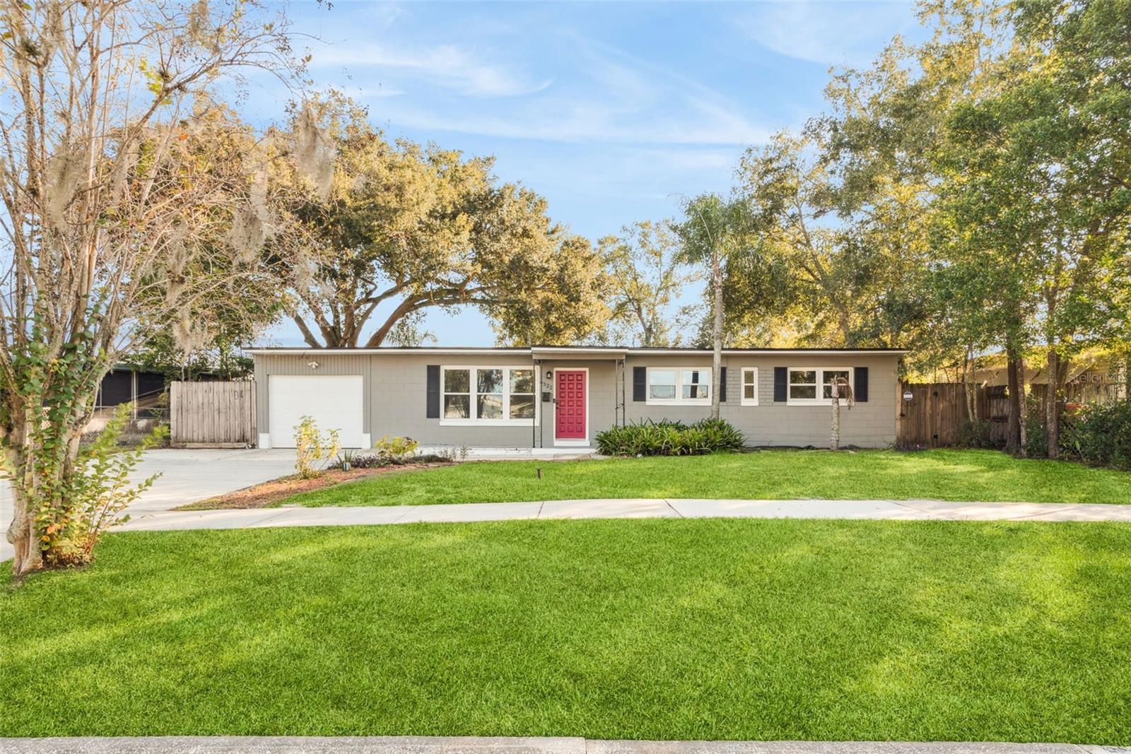 Image 4 of 39 For 6322 Appian Way