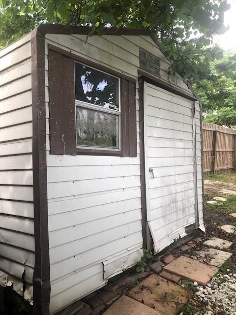 Image 19 of 20 For 2836 Hunt Club Lane 2b