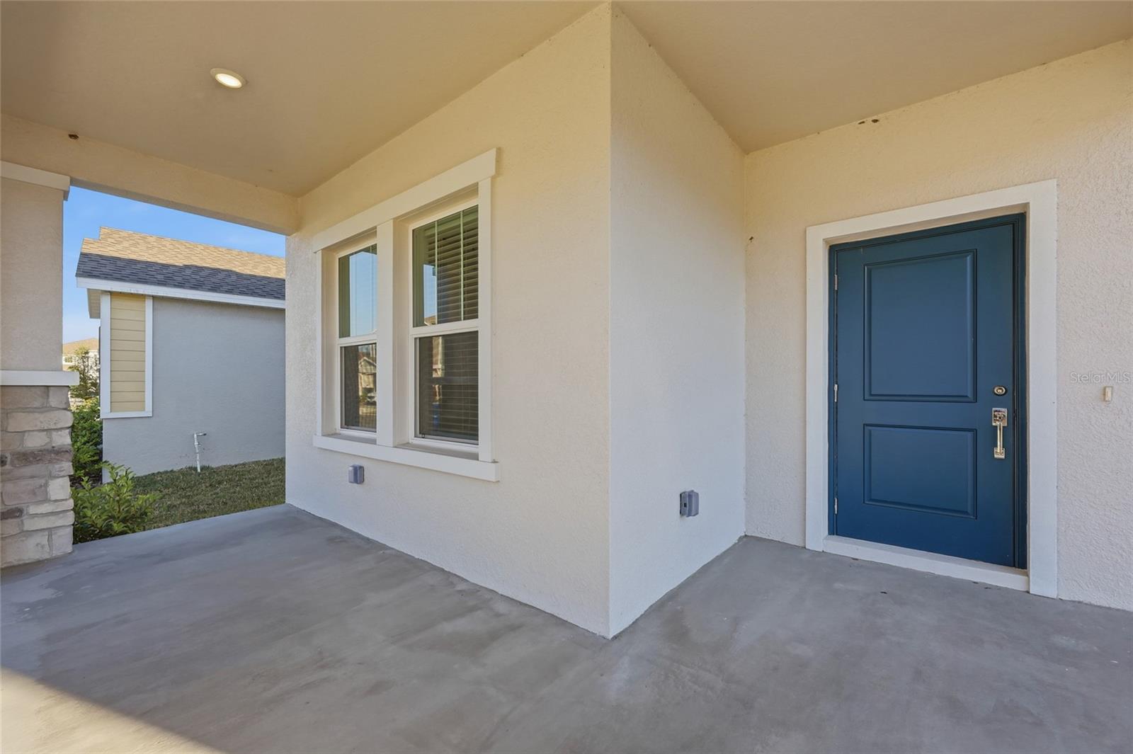 Image 3 of 62 For 694 Peroni Avenue