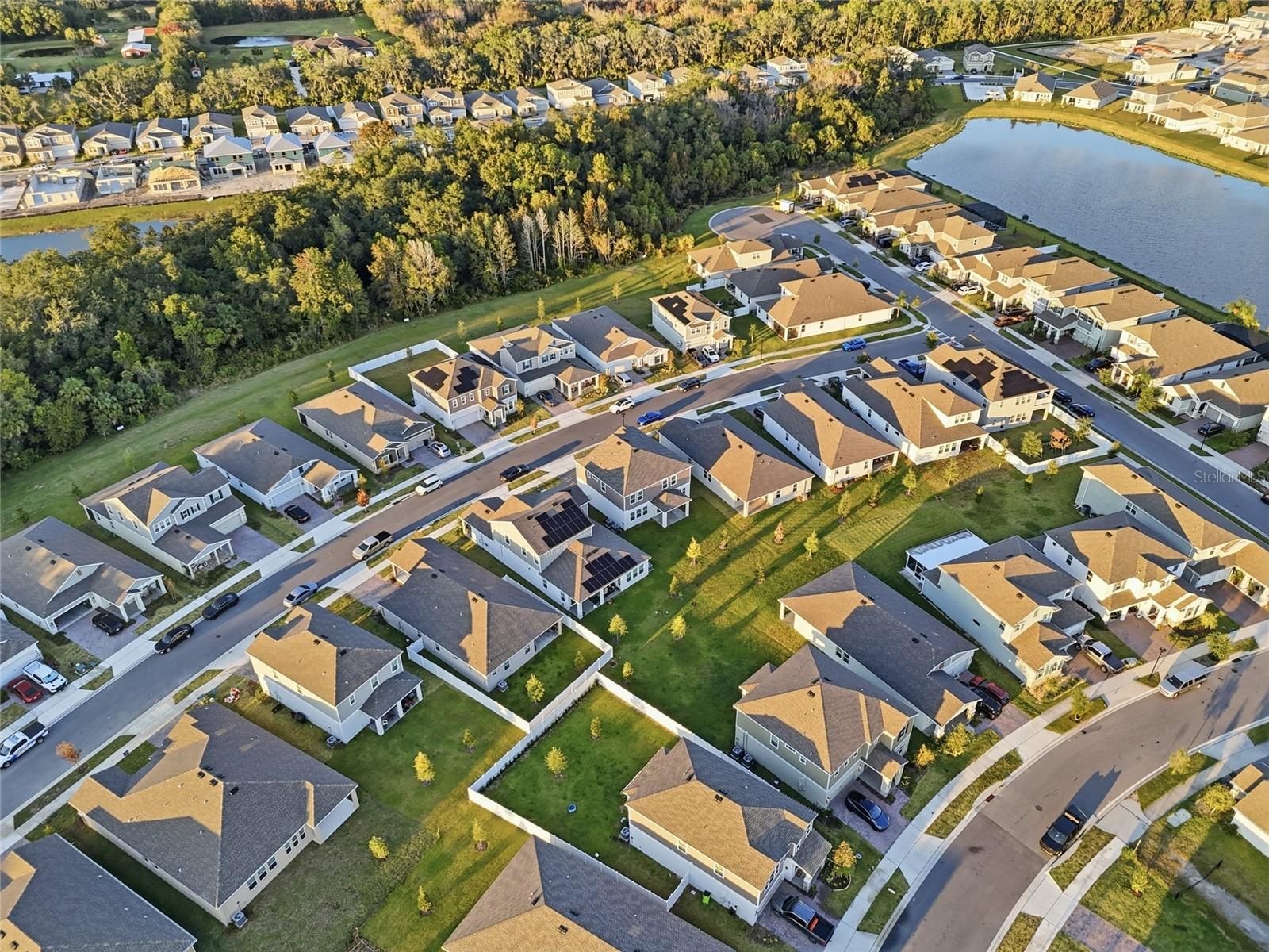 Image 49 of 62 For 694 Peroni Avenue