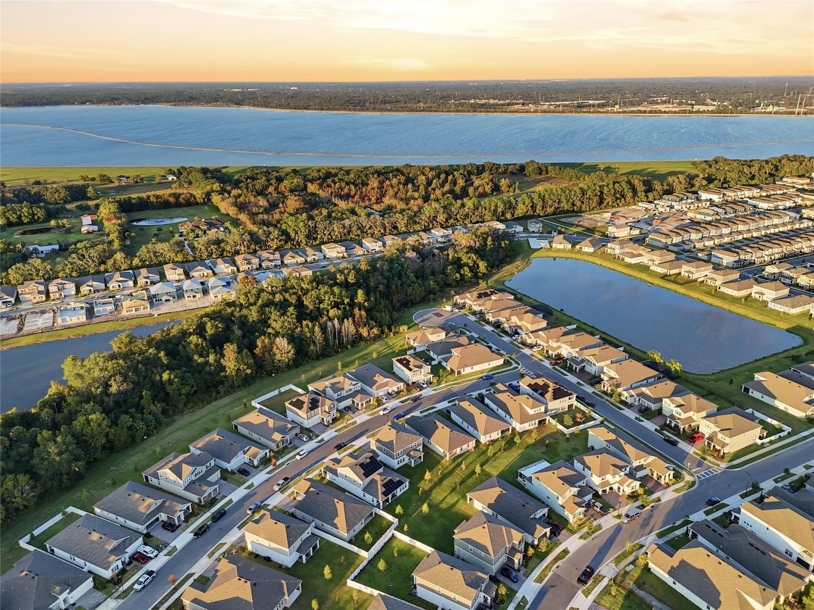 Image 50 of 62 For 694 Peroni Avenue