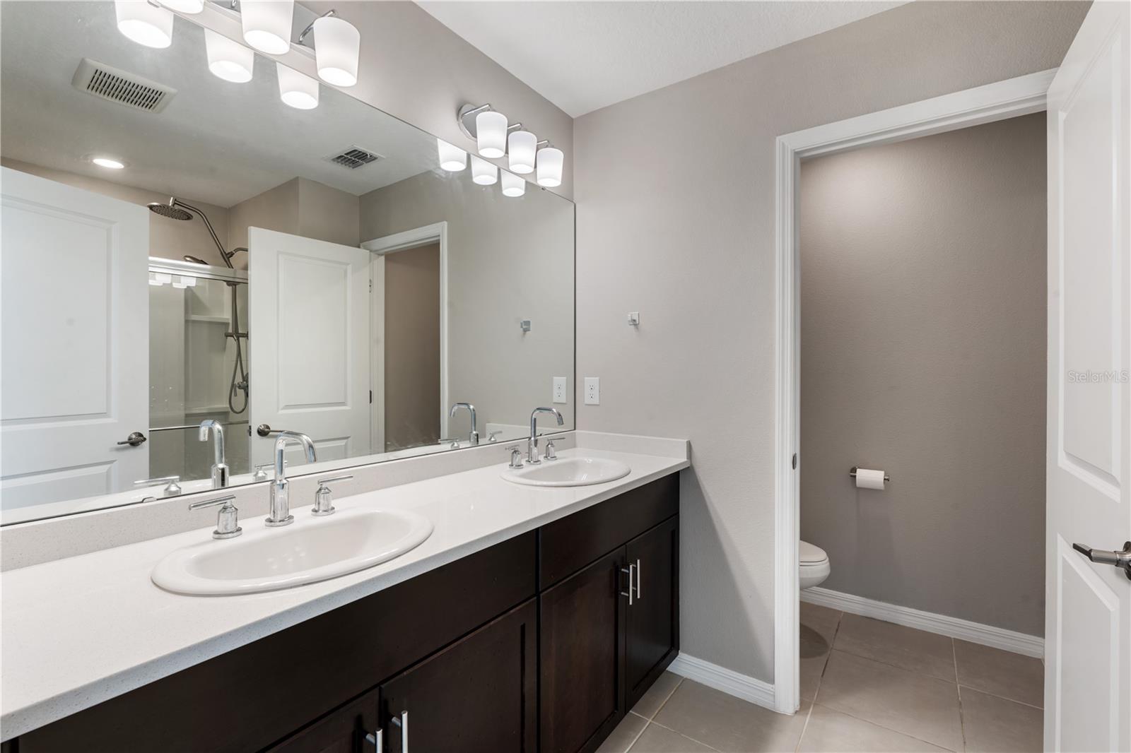 Image 19 of 21 For 1139 Calico Pointe Circle