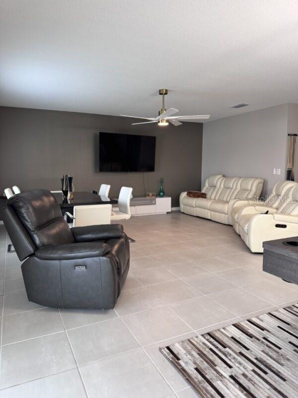 Image 4 of 21 For 1139 Calico Pointe Circle