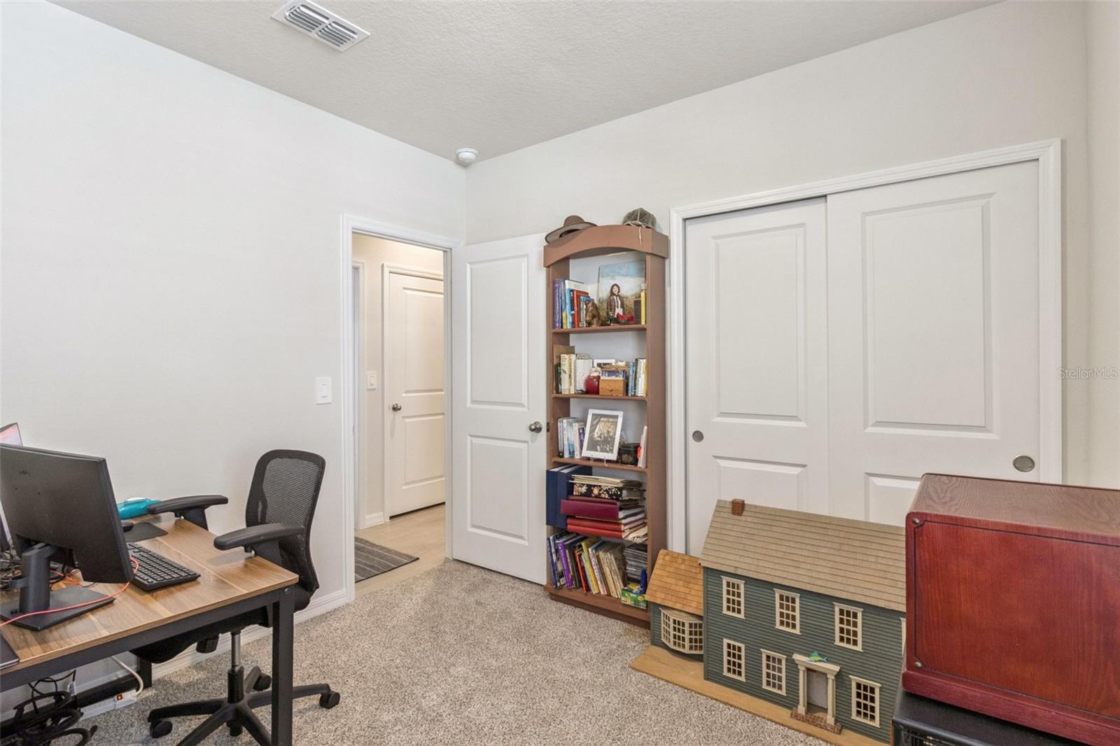 Image 24 of 30 For 7247 Boggy Creek Place