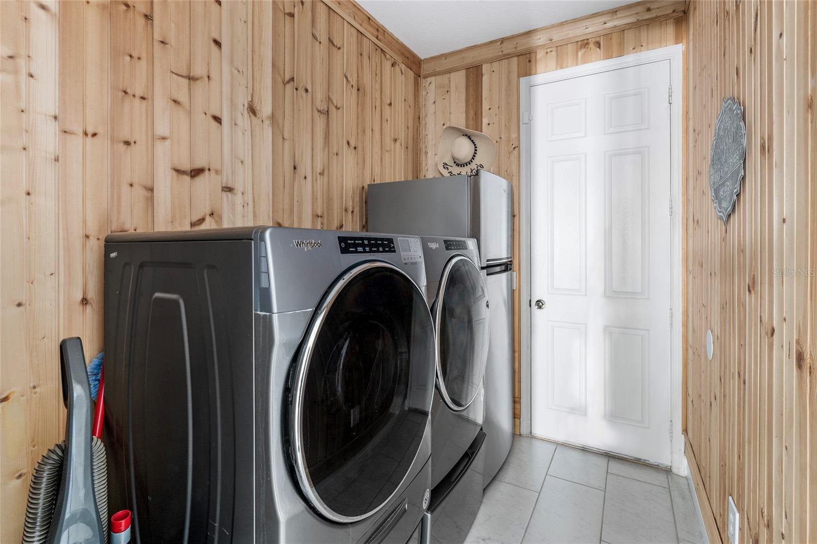 Image 24 of 59 For 1761 Windward Oaks Court