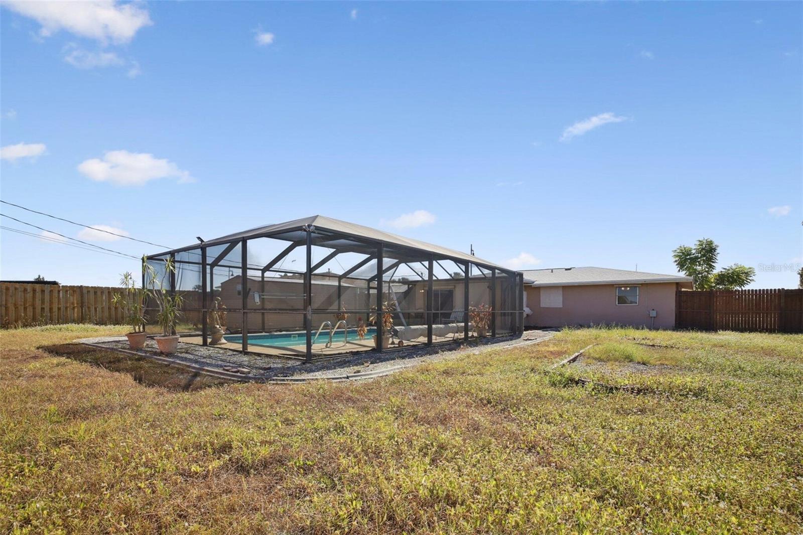 Image 23 of 25 For 20168 Edgewater Drive